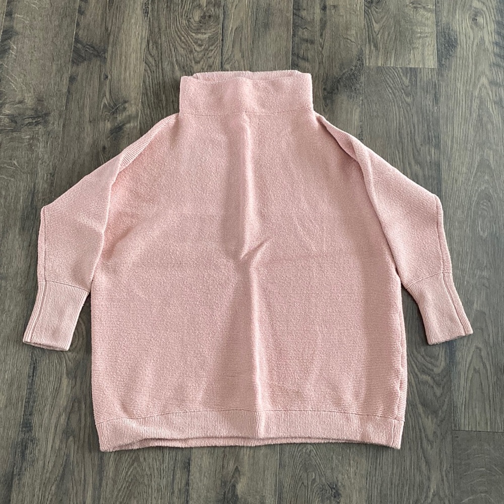 NWOT Free People Ottoman sweater Small